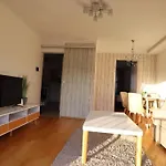 Brilliant View: Balcony Home, Modern, Stylish And Newly Renovated
